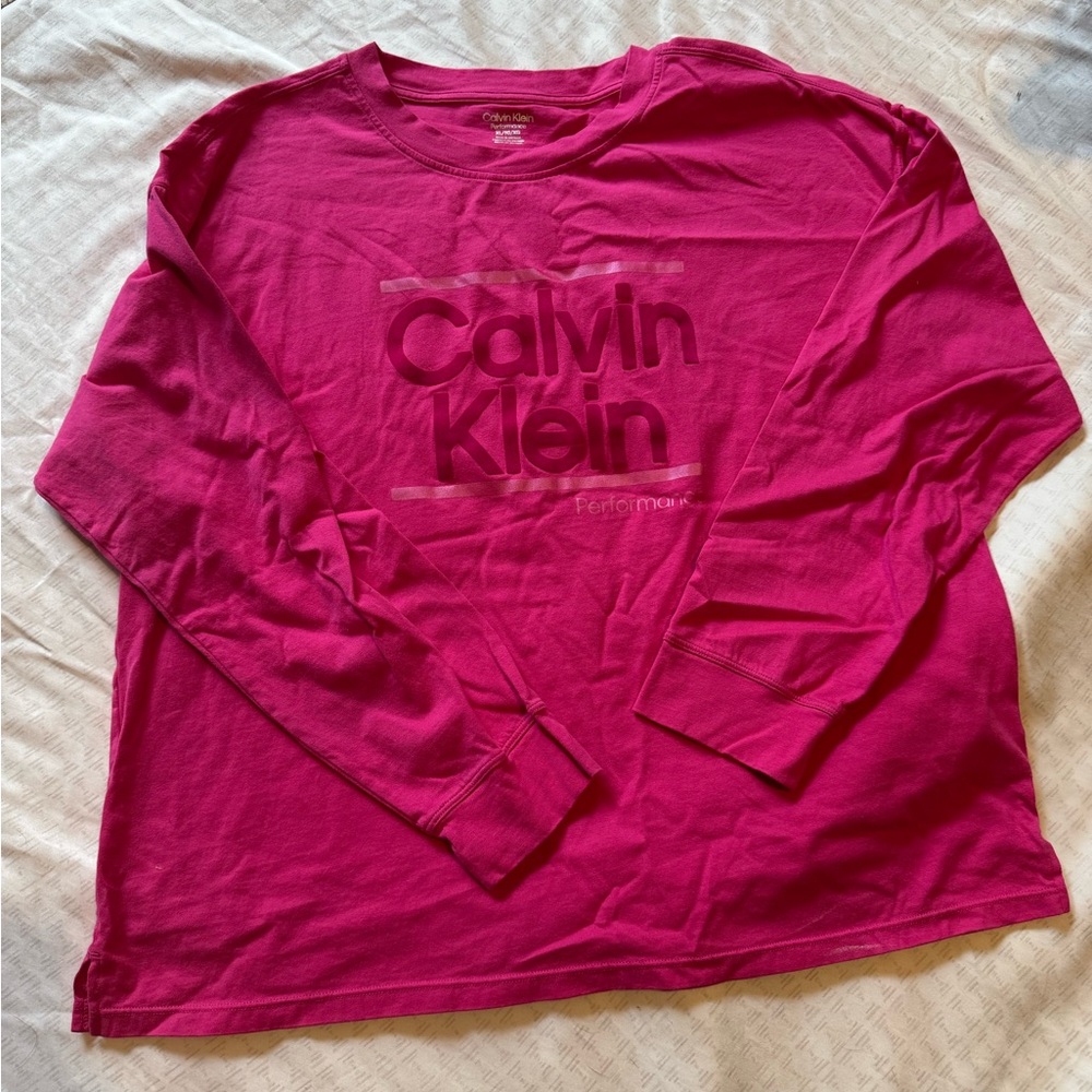 Calvin Klein Fuchsia Performance Top